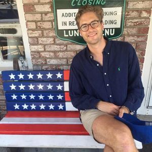 Meet your Posher, Alex